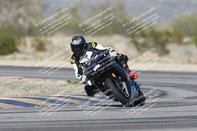 media/Jan-15-2026-Racers Edge (Thu) [[dfebeb70ab]]/3-B Group/Session 4 (Turn 5)/